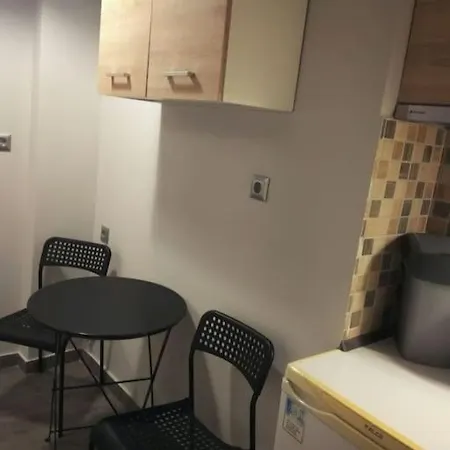 Nice& Cozy Flat 1Min From The Heart Of Athens.Wifi Exterior photo
