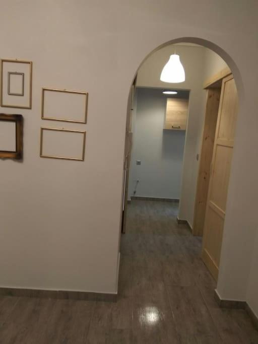 Nice& Cozy Flat 1min From The Heart Of Athens.wifi * Athens